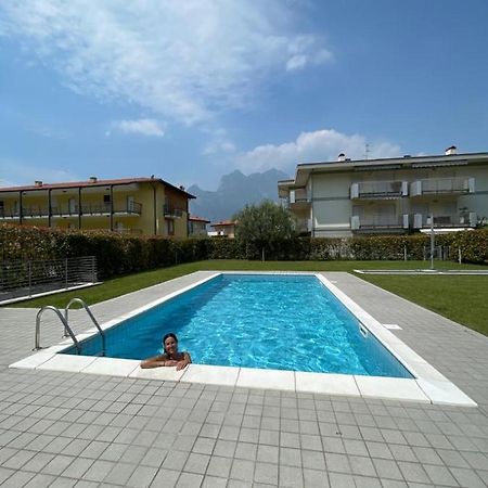 Garden & Pool Perugini Lägenhet Torbole Sul Garda Exteriör bild