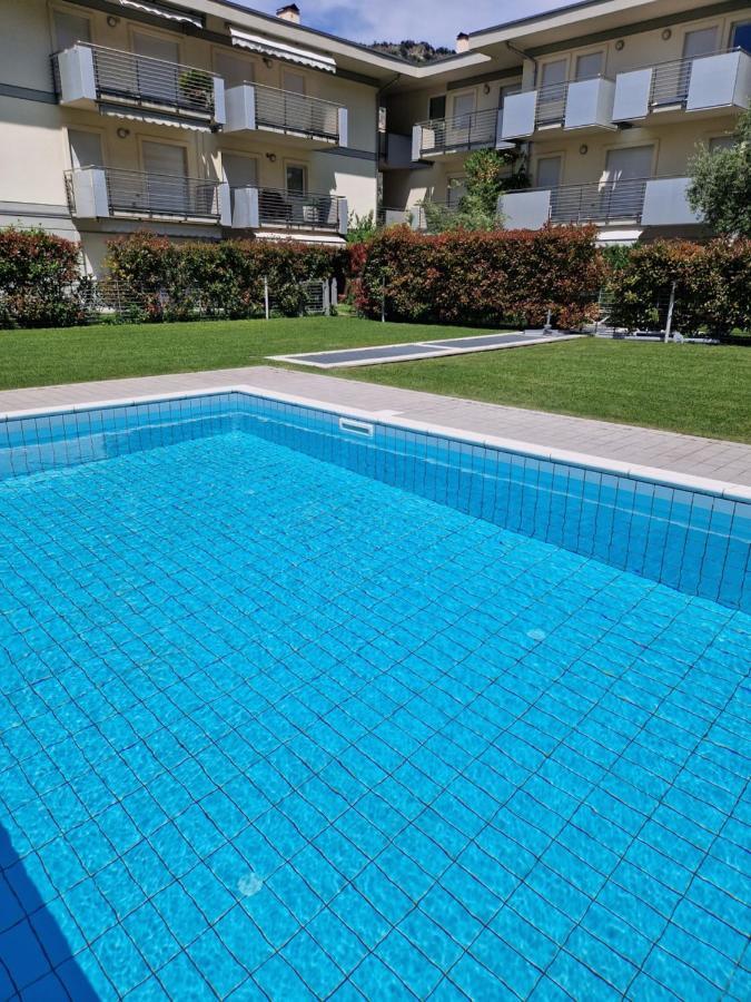Garden & Pool Perugini Lägenhet Torbole Sul Garda Exteriör bild