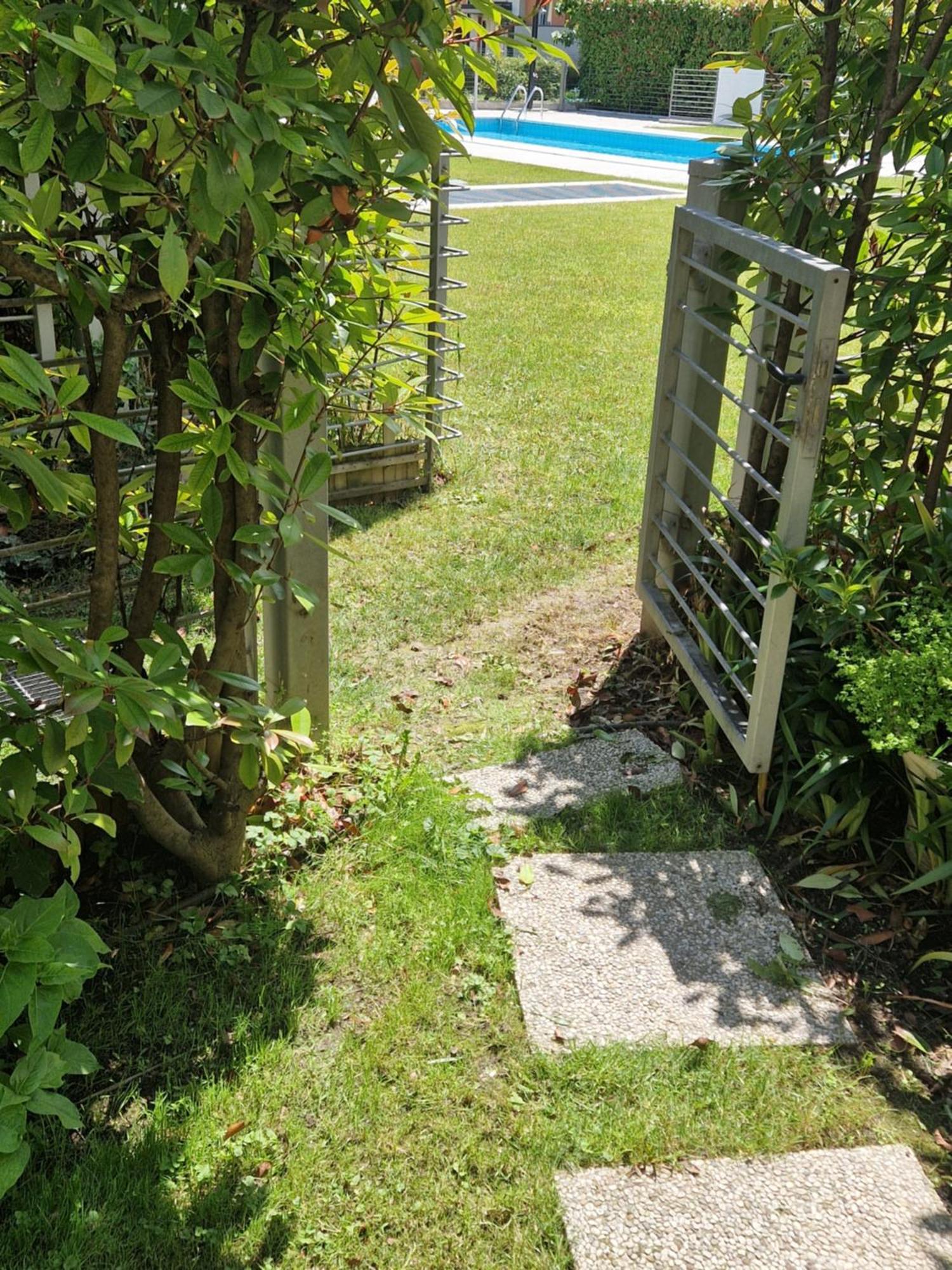 Garden & Pool Perugini Lägenhet Torbole Sul Garda Exteriör bild
